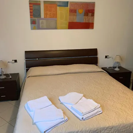 La Casa Di Ricca Apartment *